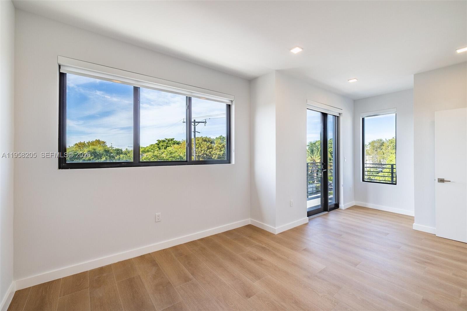 1376 Southwest 4th Street, Unit 401 Miami, FL 33135 - Photo 5 of 24