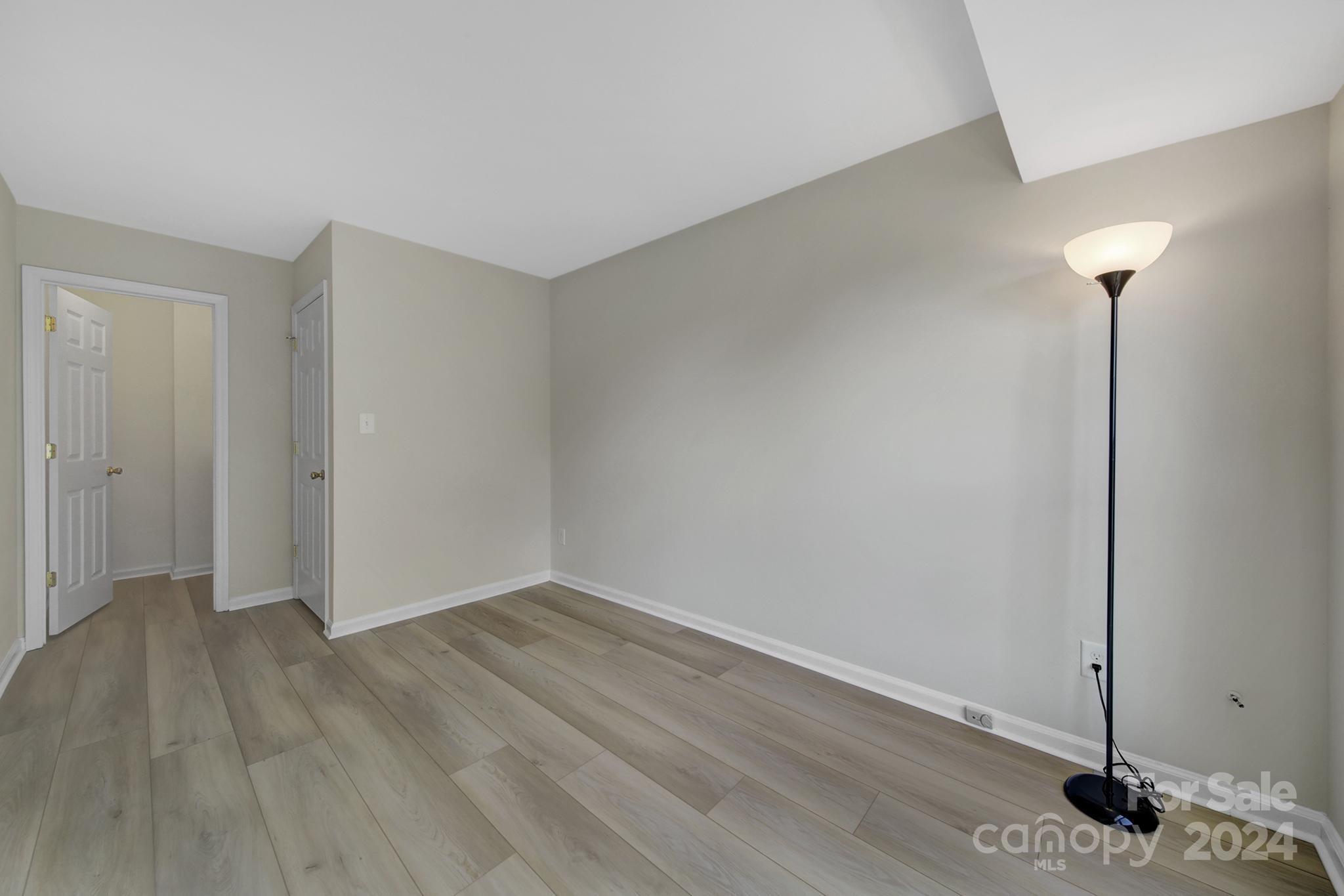 10943 Carmel Crossing Road Charlotte, NC 28226 - Photo 22 of 28 a view of small space