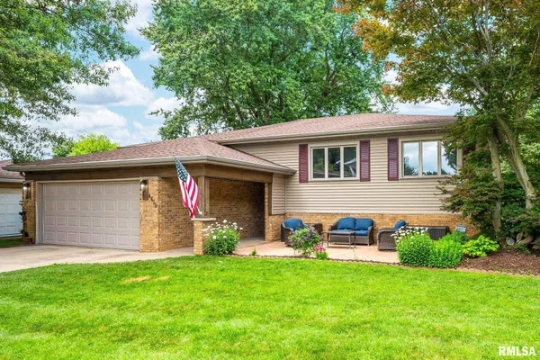 $269,900 | 4419 West Lynnhurst Drive, Peoria, IL 61615