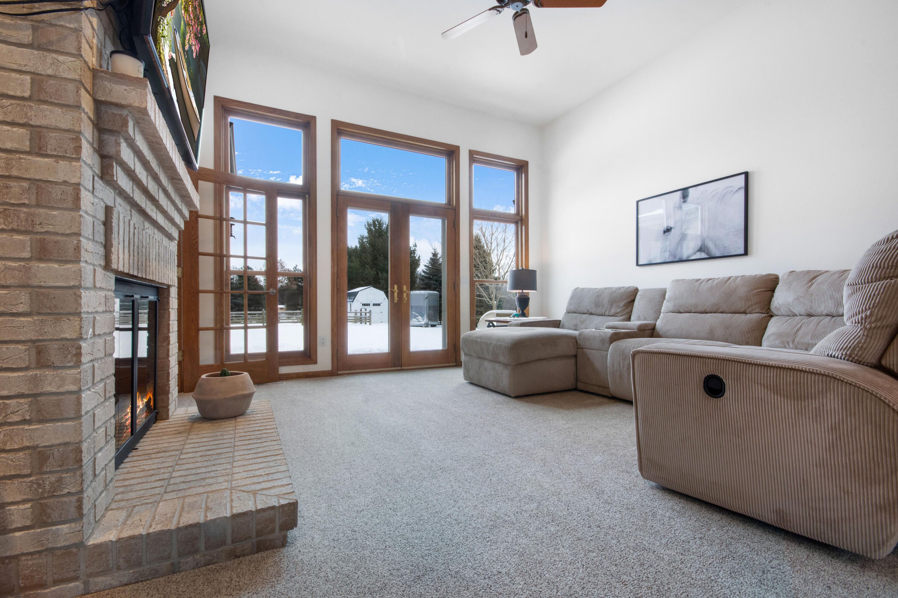 8975 371st Avenue Randall, WI 53181 - Photo 4 of 40 Living Room