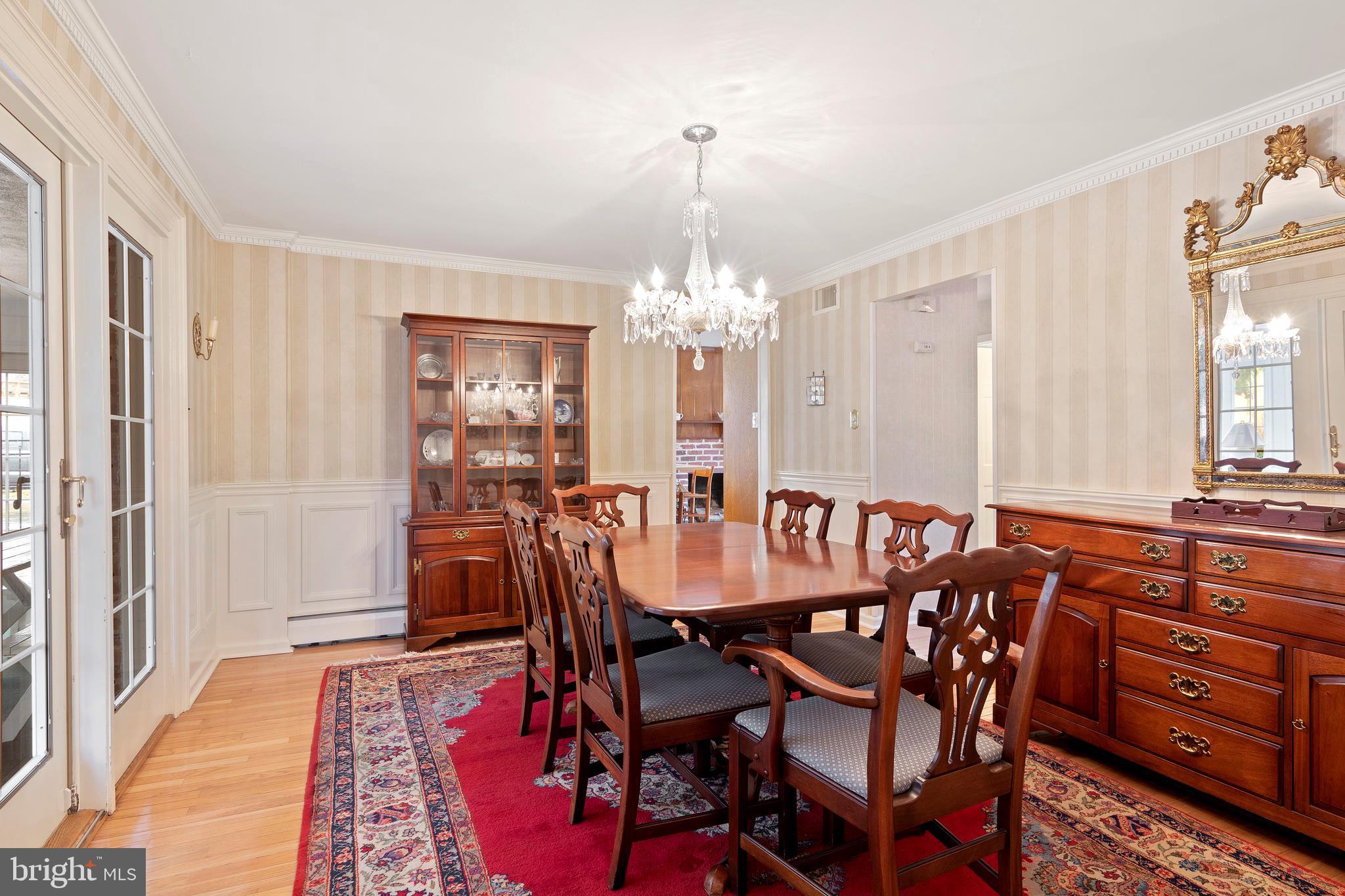 1831 Kimberwick Road Media, PA 19063 - Photo 12 of 36 Spacious Dining Room w/hardwood flooring.