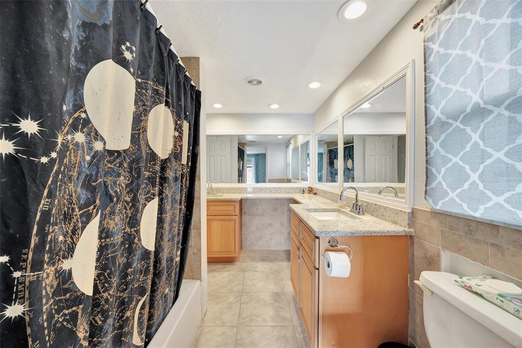 7314 Parrot Drive Port Richey, FL 34668 - Photo 12 of 32 Gallery Image 12