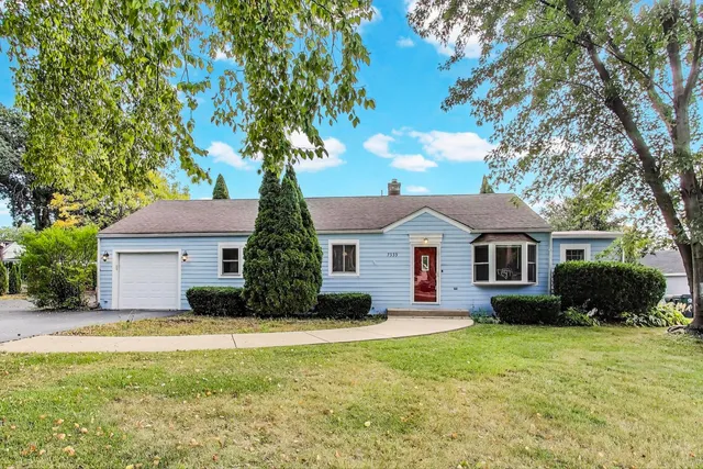 $349,900 | 7339 South Park Avenue, Burr Ridge, IL 60527