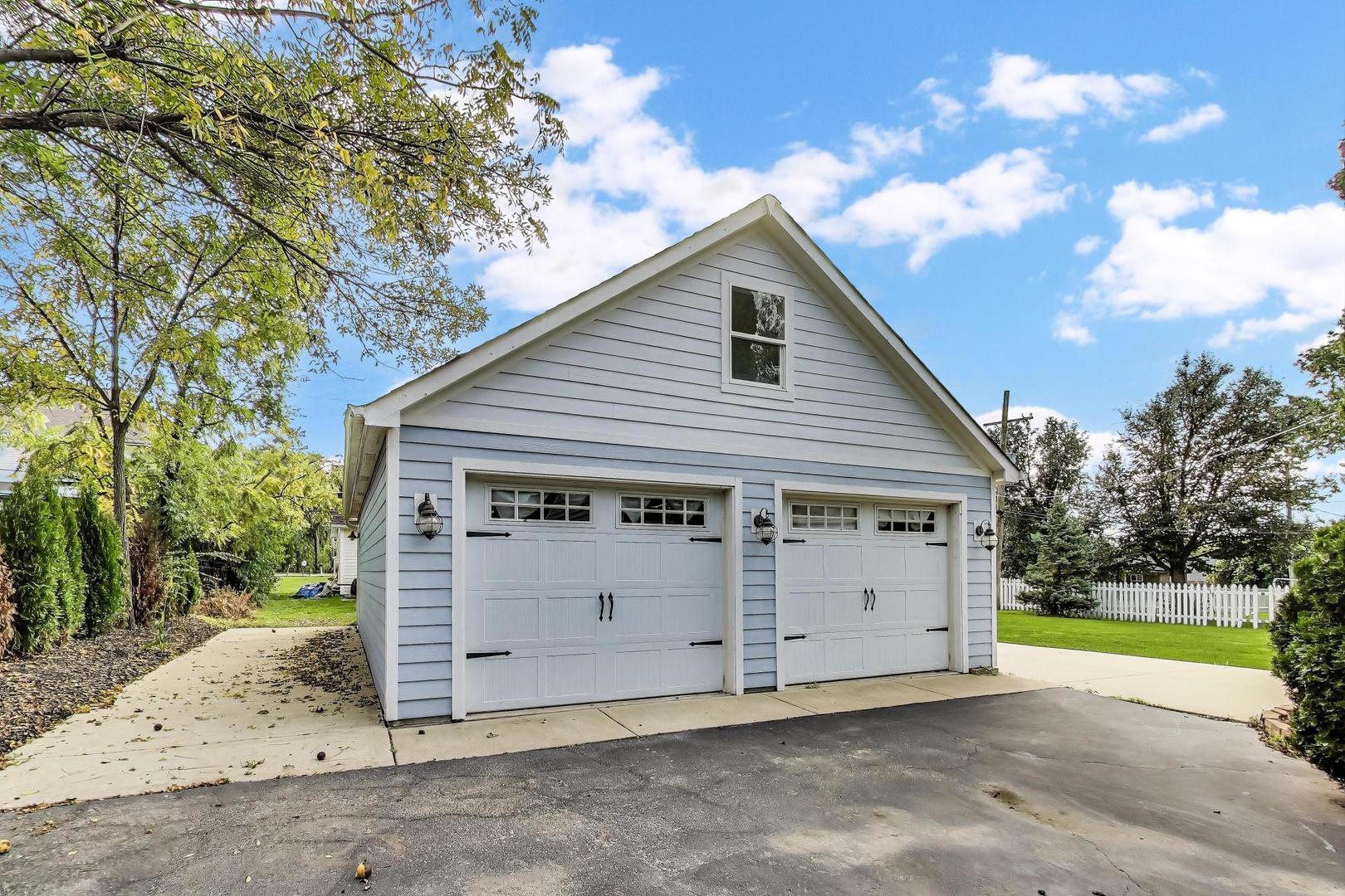 7339 South Park Avenue Burr Ridge, IL 60527 - Photo 2 of 23