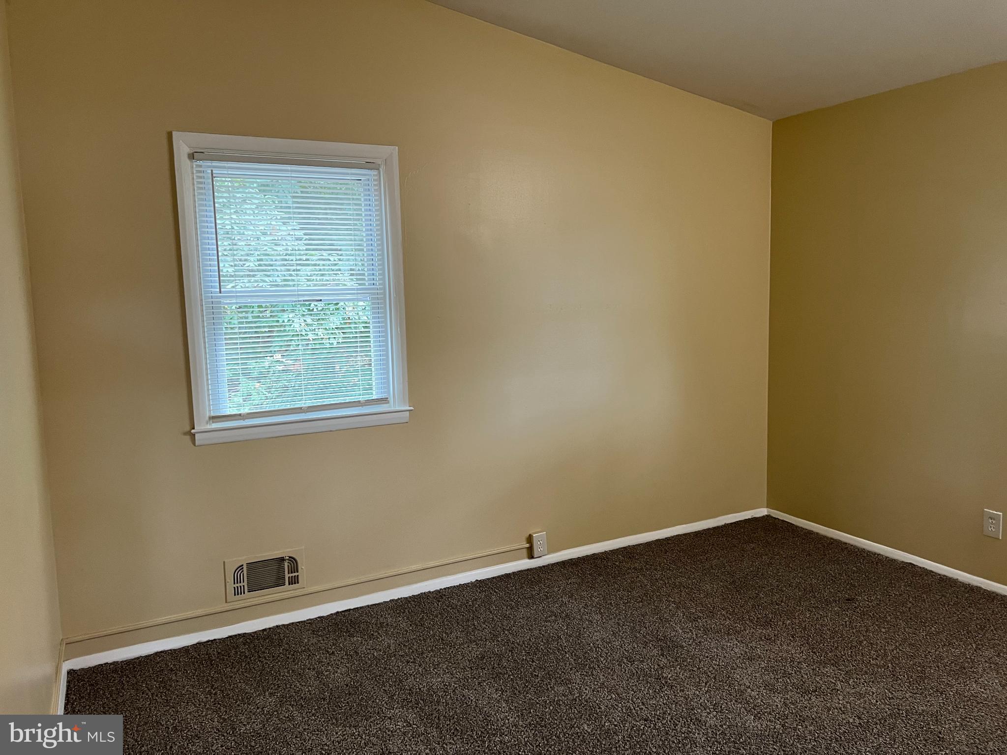 8503 Stevenswood Road Windsor Mill, MD 21244 - Photo 17 of 18 an empty room with a window