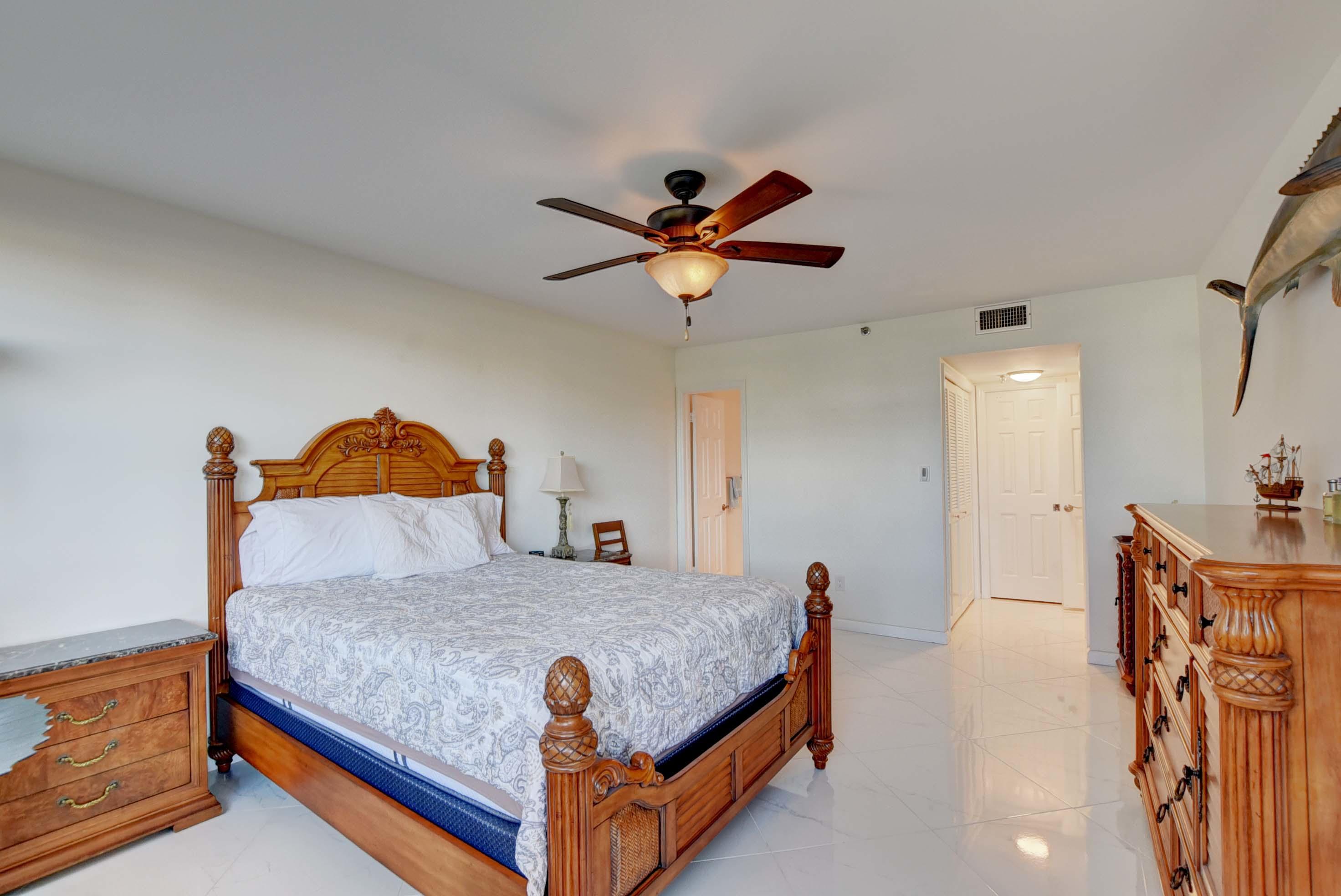 899 Jeffery Street, Unit 112 Boca Raton, FL 33487 - Photo 17 of 66 Master Suite 3