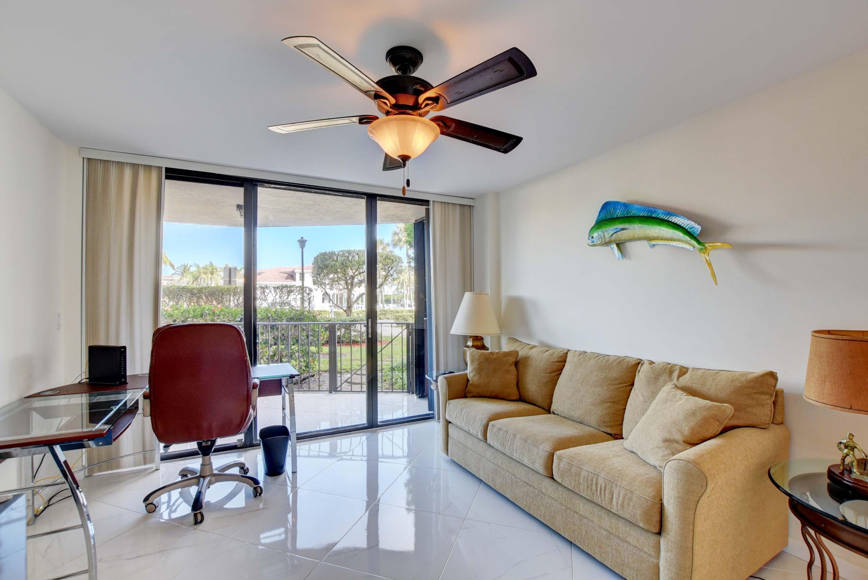 899 Jeffery Street, Unit 112 Boca Raton, FL 33487 - Photo 19 of 66 Guest Bedroom 1