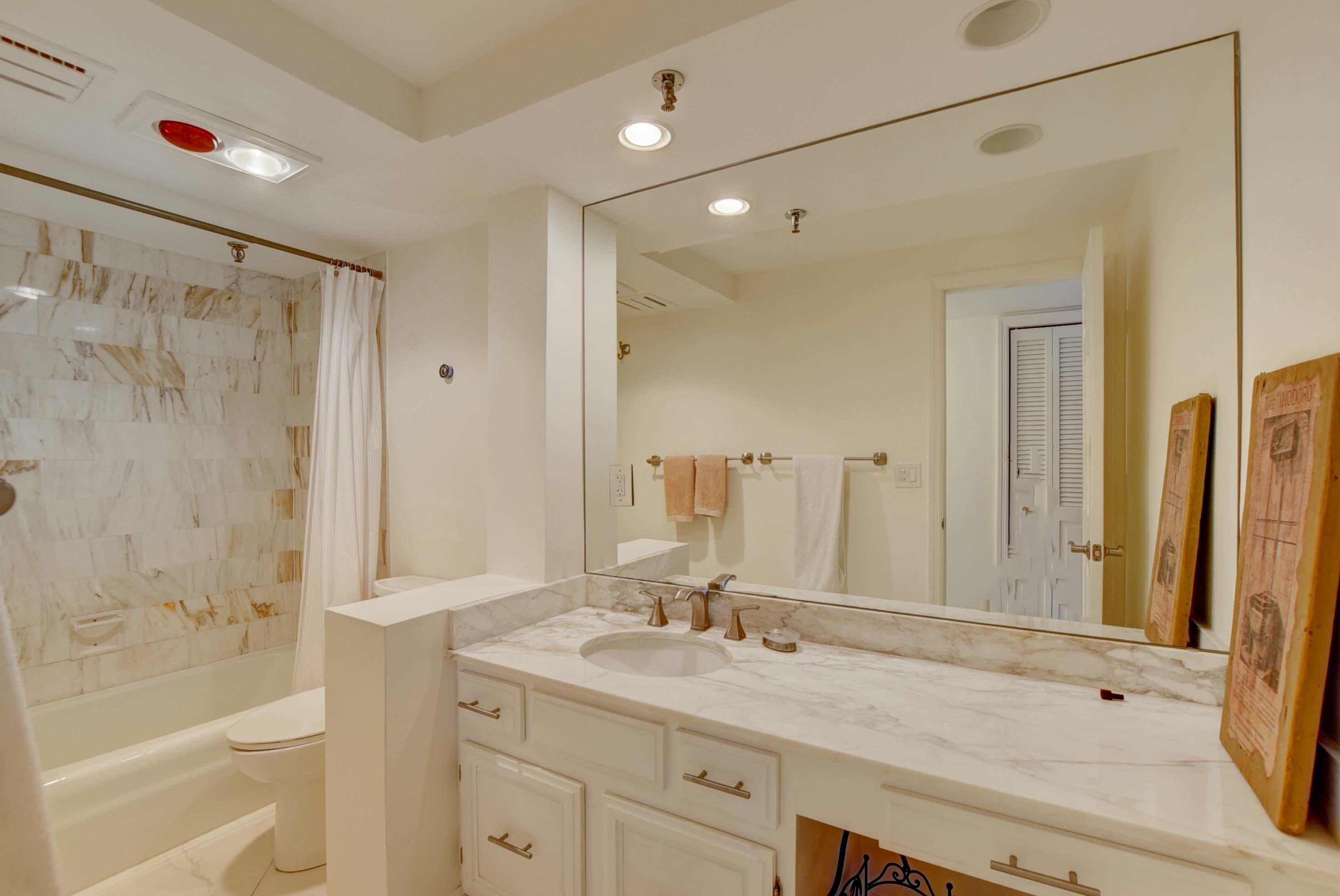 899 Jeffery Street, Unit 112 Boca Raton, FL 33487 - Photo 22 of 66 Guest Bathroom 2