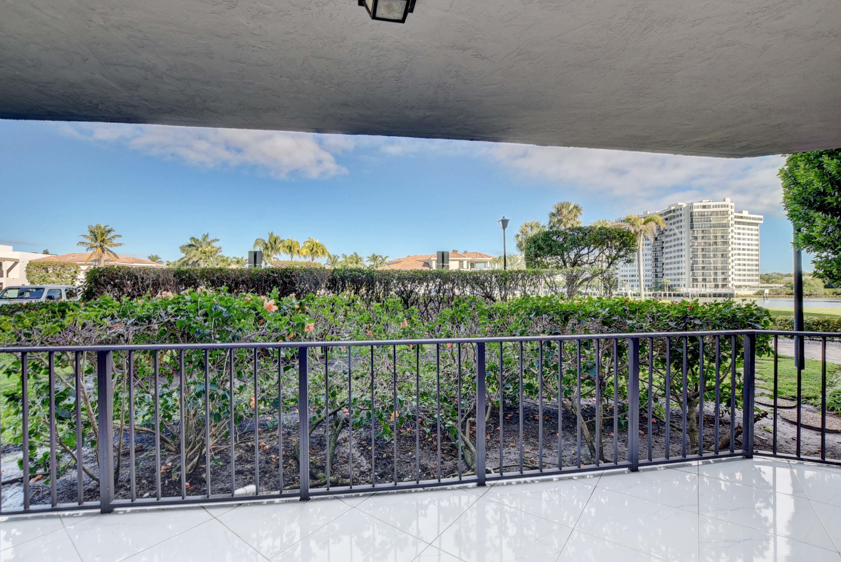 899 Jeffery Street, Unit 112 Boca Raton, FL 33487 - Photo 29 of 66 Patio 4