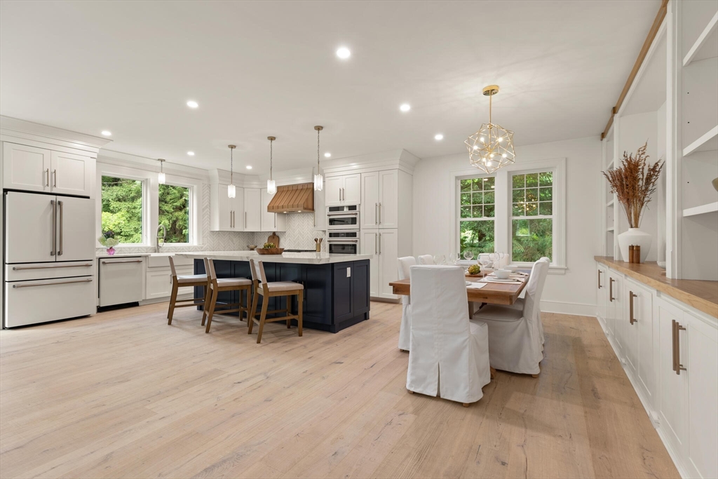 39 Concord Road Bedford, MA 01730 - Photo 12 of 41 Gallery Image 12