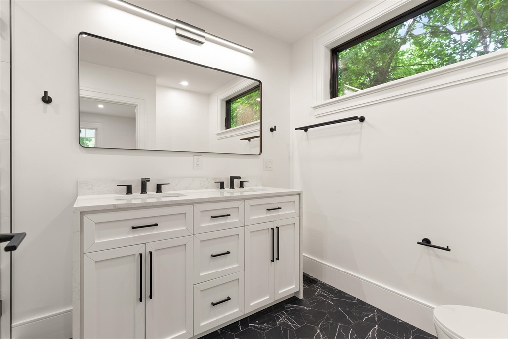 39 Concord Road Bedford, MA 01730 - Photo 20 of 41 Gallery Image 20
