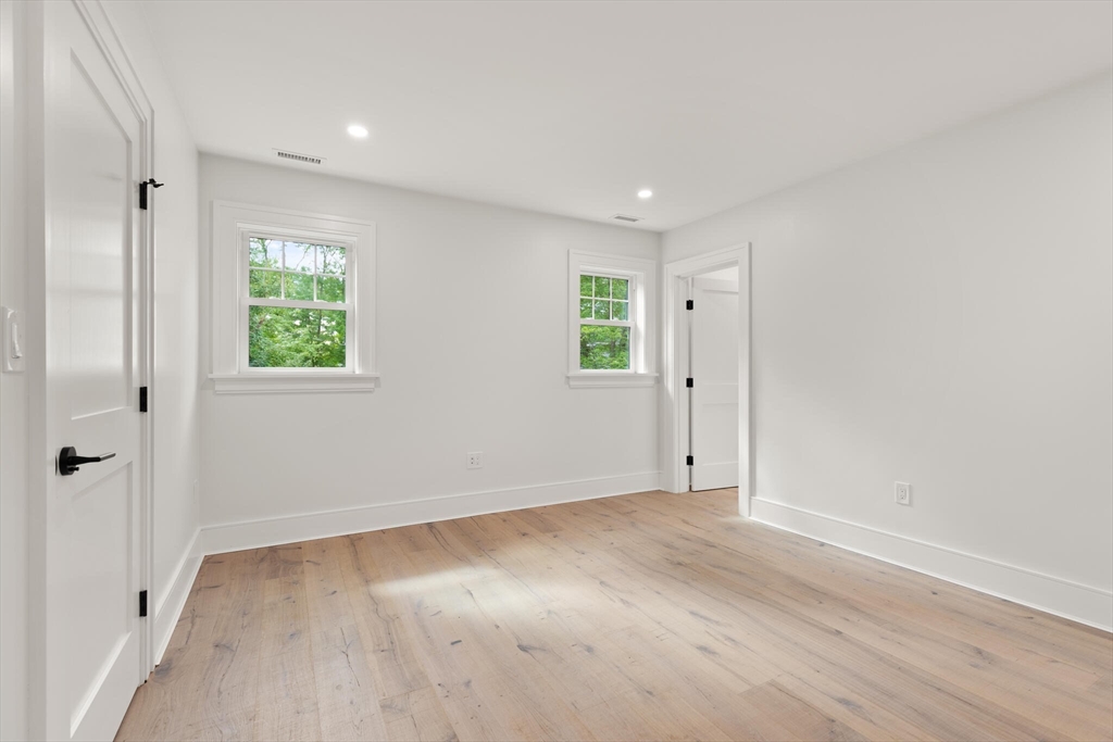 39 Concord Road Bedford, MA 01730 - Photo 29 of 41 Gallery Image 29