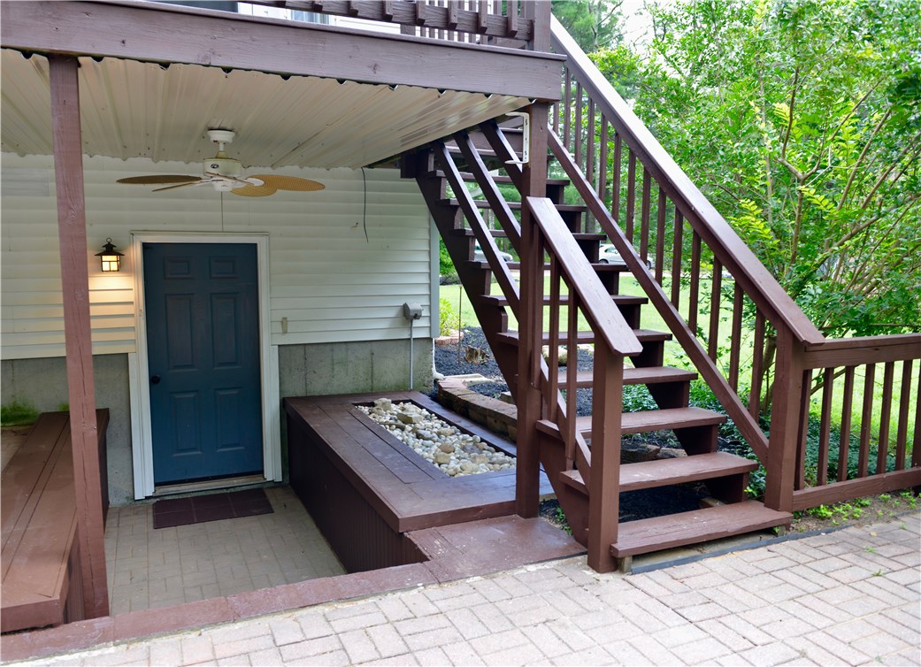 407 Plain Road West Greenwich, RI 02817 - Photo 33 of 40 Gallery Image 33