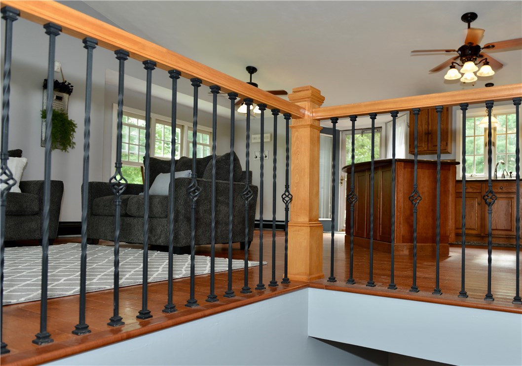407 Plain Road West Greenwich, RI 02817 - Photo 4 of 40 Gallery Image 4