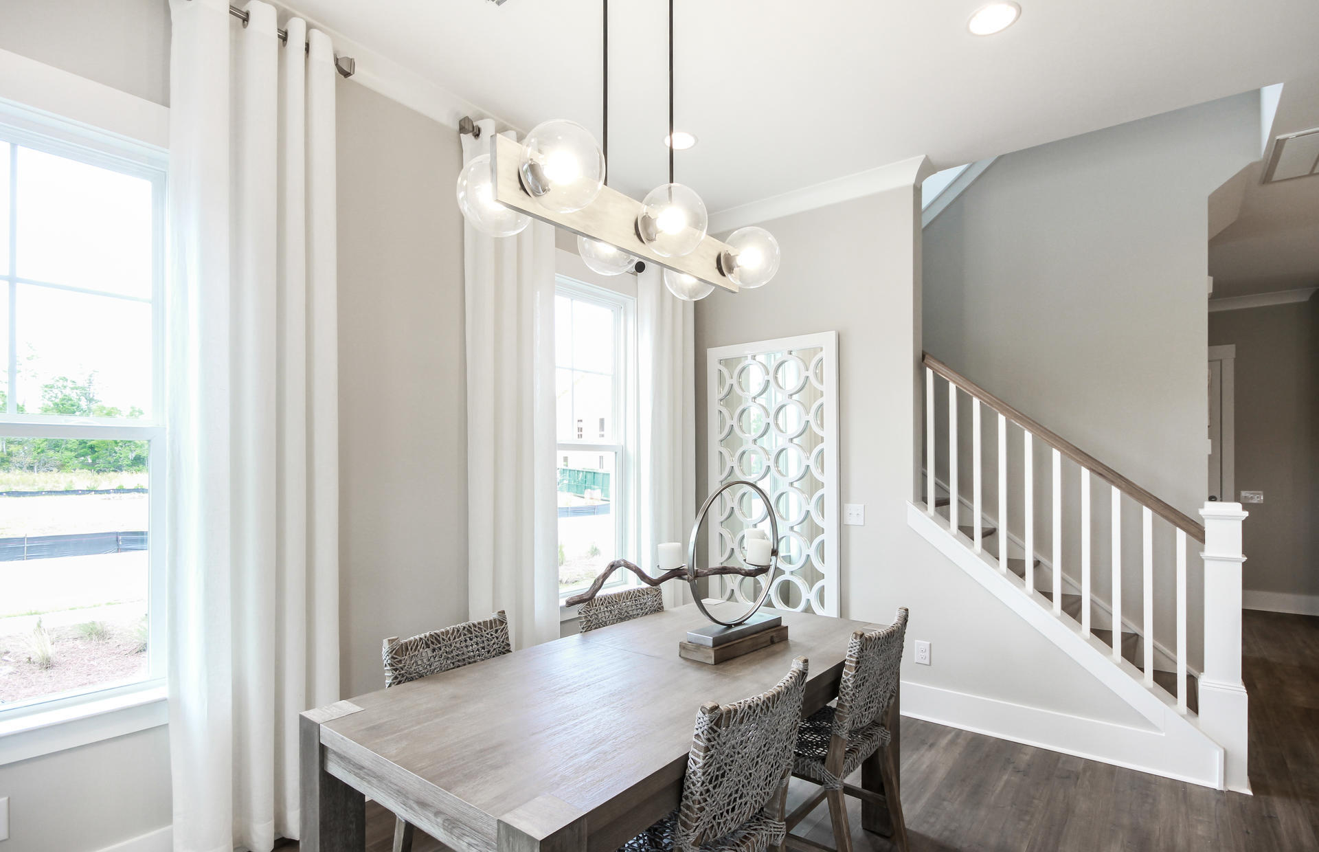 3063 Sturbridge Road Mount Pleasant, SC 29466 - Photo 4 of 33 Dining area