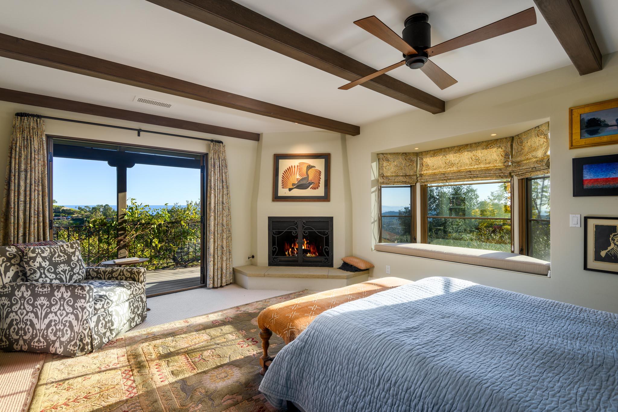 1250 Northridge Road Santa Barbara, CA 93105 - Photo 14 of 37 a bed sitting in a spacious bedroom next to a window