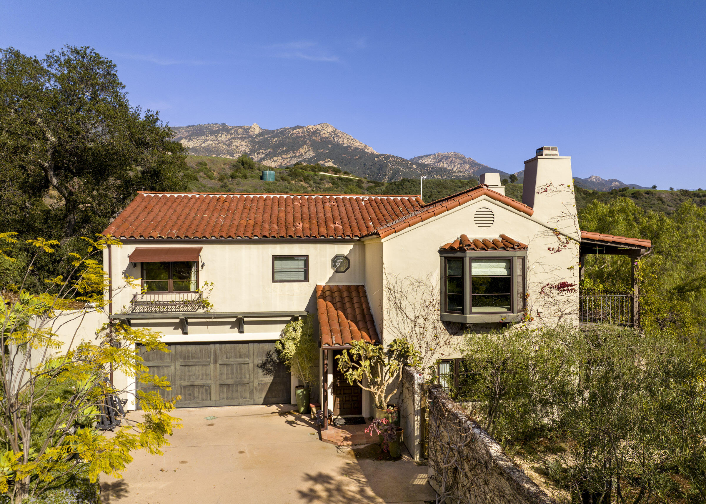 1250 Northridge Road Santa Barbara, CA 93105 - Photo 2 of 37 a view of a house with a yard