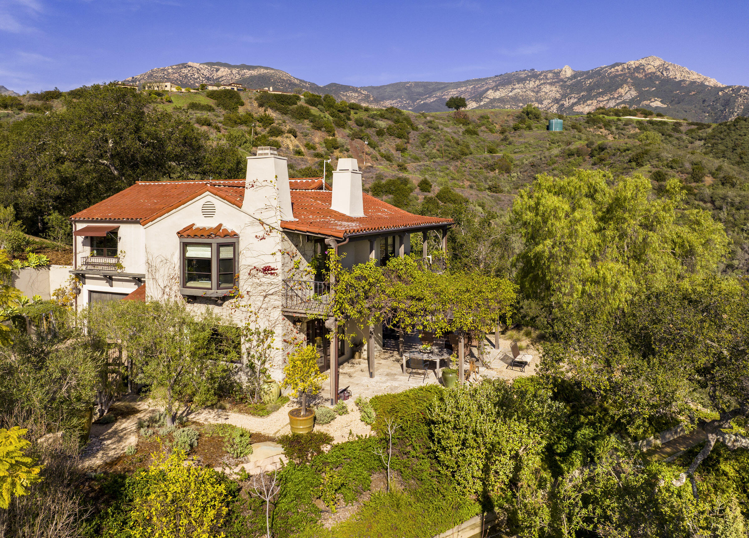 1250 Northridge Road Santa Barbara, CA 93105 - Photo 37 of 37 a view of a house with a yard