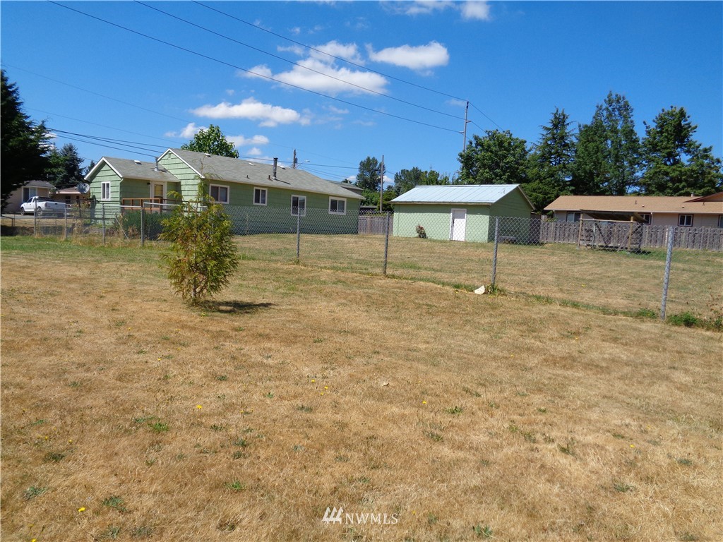 16654 113th Avenue Southeast Renton, WA 98055 - Photo 11 of 13 Gallery Image 11
