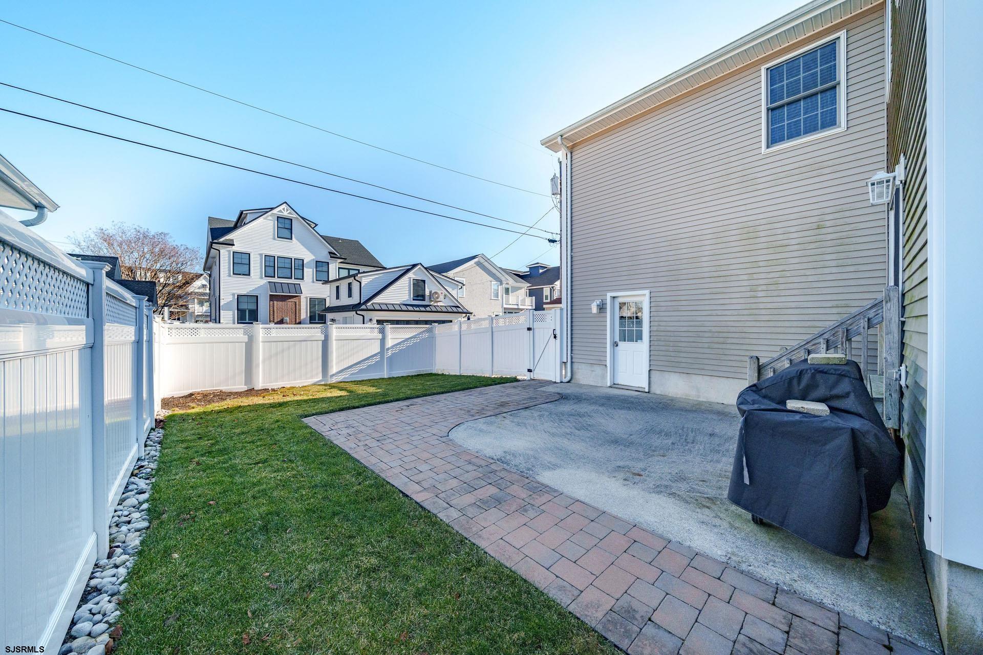 39 Spruce Road Ocean City, NJ 08226 - Photo 35 of 51 a view of a front of house with a yard