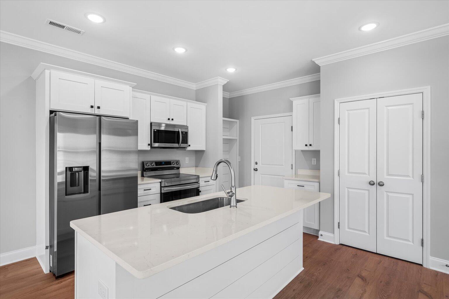 143 Andros Loop Dalton, GA 30721 - Photo 11 of 39 14-DSC03785