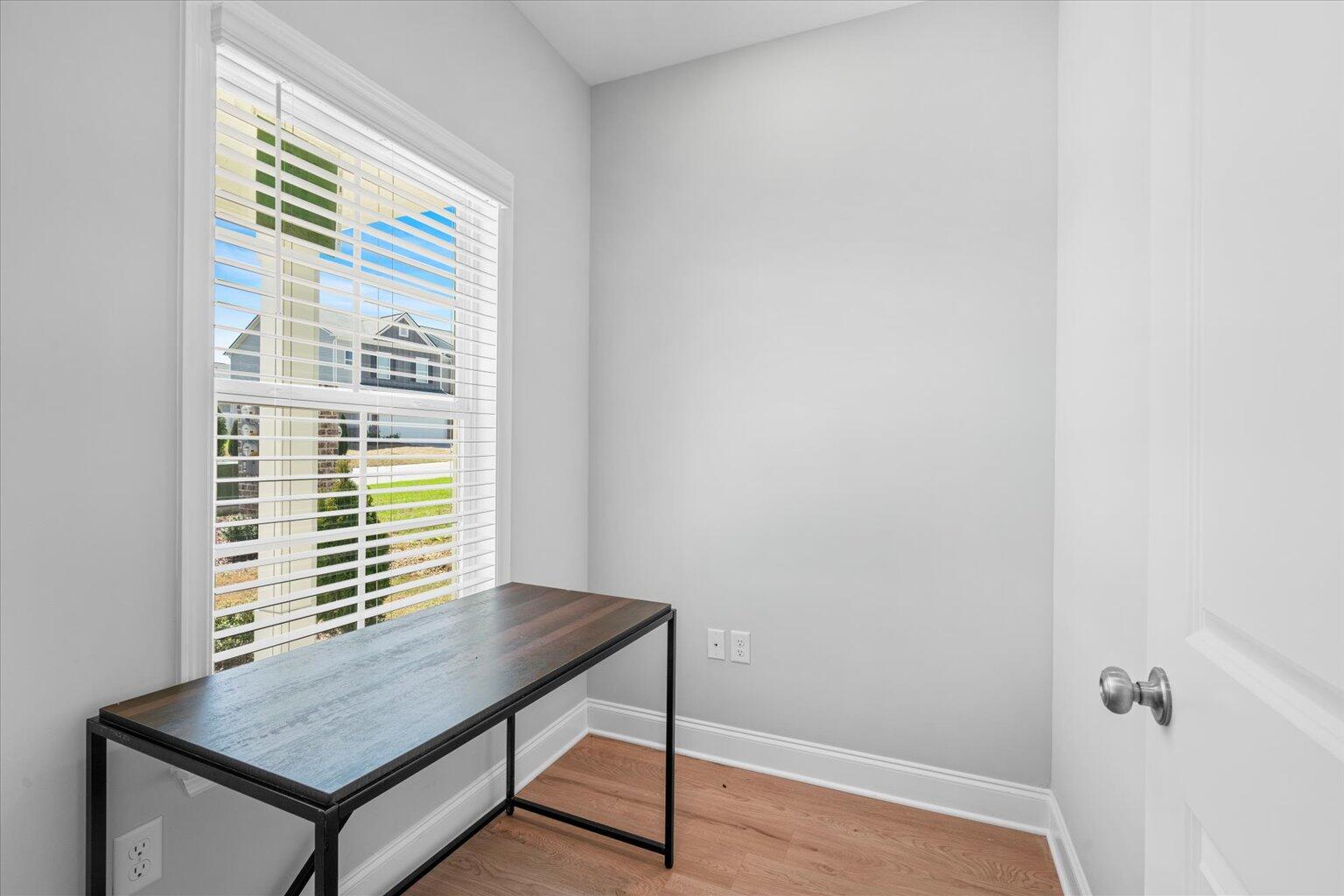 143 Andros Loop Dalton, GA 30721 - Photo 4 of 39 07-DSC03715