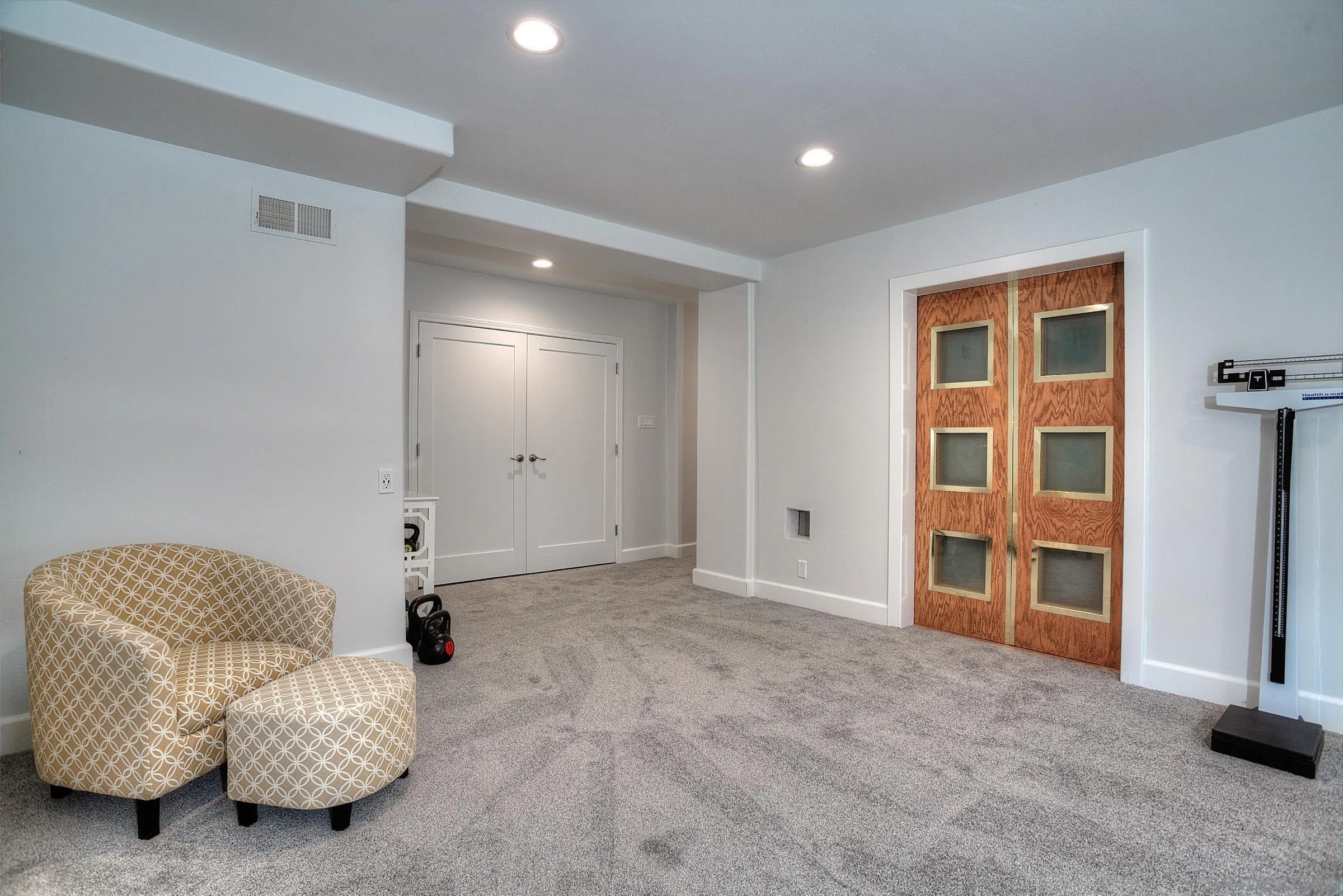1032 Los Alisos Drive North Fallbrook, CA 92028 - Photo 26 of 44 a view of livingroom with furniture