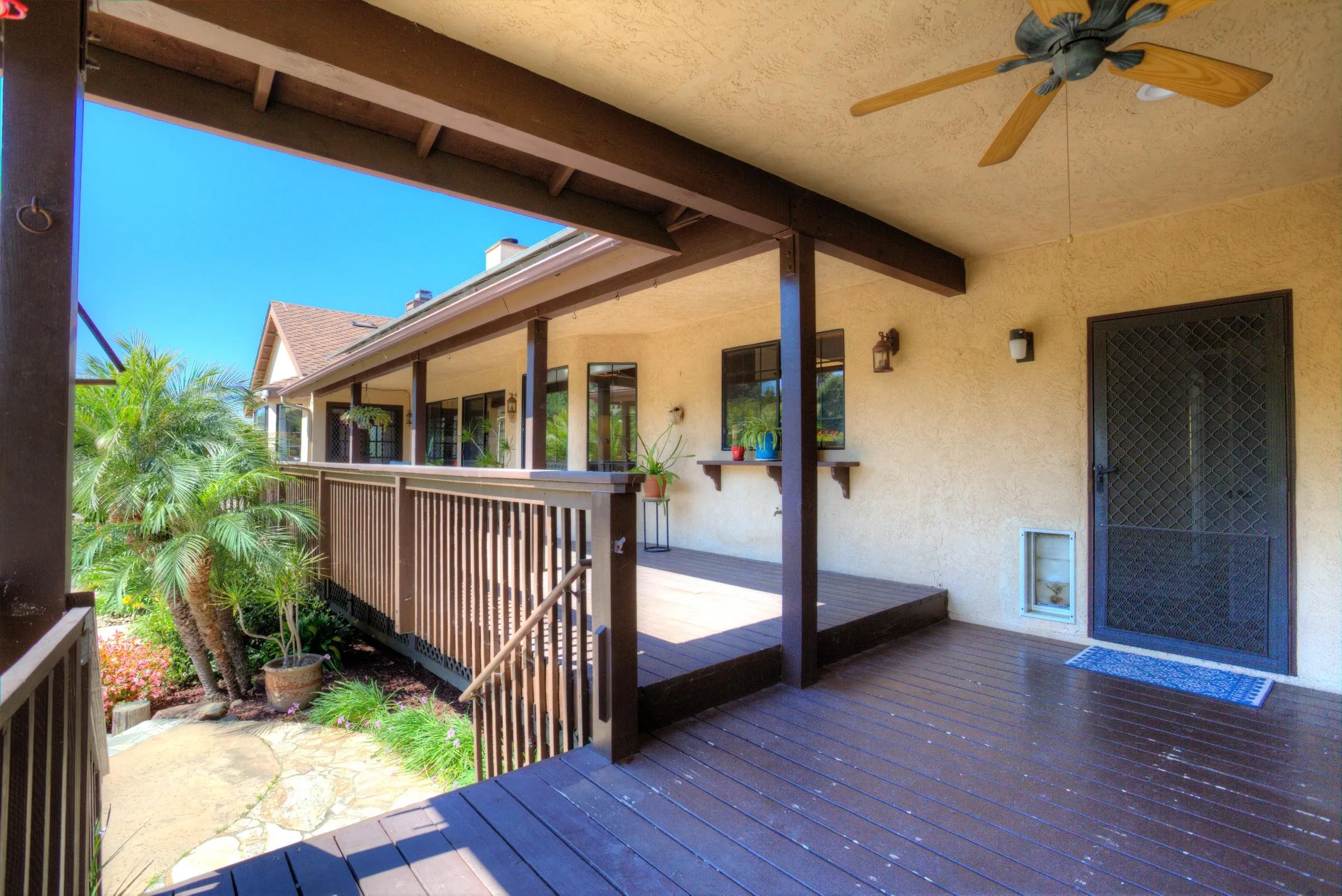 1032 Los Alisos Drive North Fallbrook, CA 92028 - Photo 36 of 44 a view of balcony with a patio