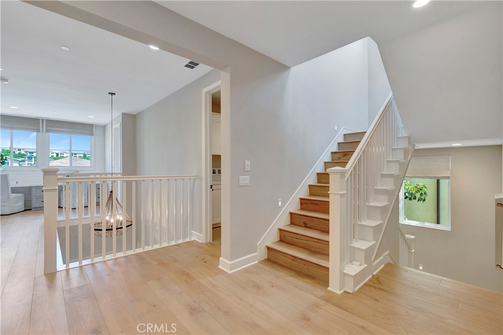 17 Ponte Lake Forest, CA 92630 - Photo 34 of 73 Second story landing