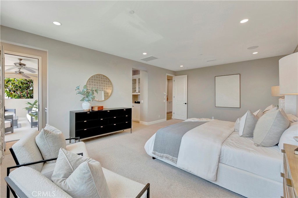 17 Ponte Lake Forest, CA 92630 - Photo 39 of 73 staged furniture has been removed