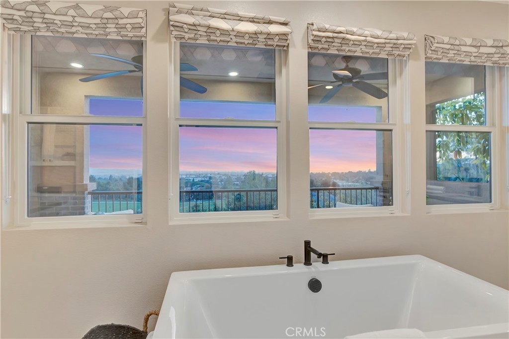 17 Ponte Lake Forest, CA 92630 - Photo 41 of 73