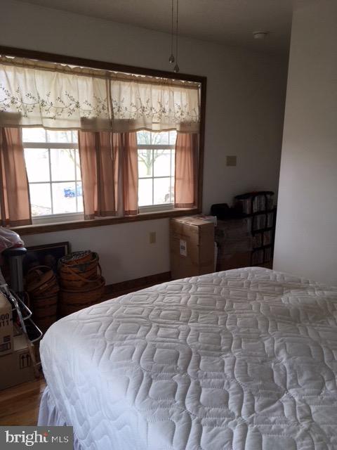 308 Martin Road Carlisle, PA 17015 - Photo 14 of 18 2nd bedroom on main level