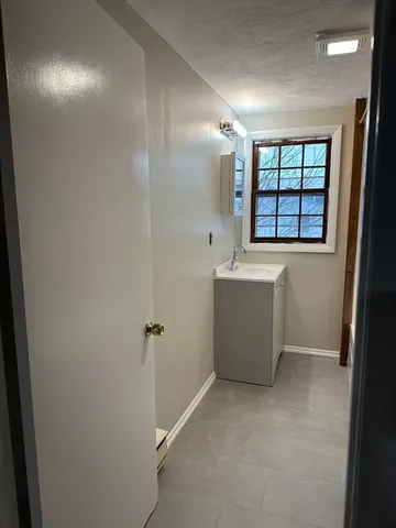 $2,850 | 8 Sunrise Avenue, Billerica, MA 01821