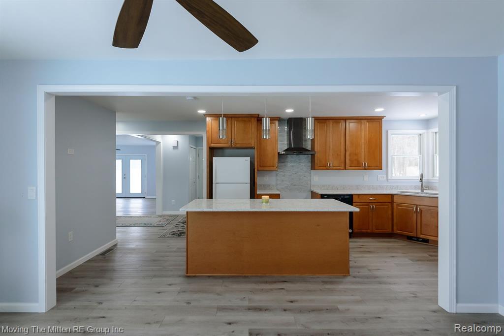16416 Sumpter Road Belleville, MI 48111 - Photo 6 of 46
