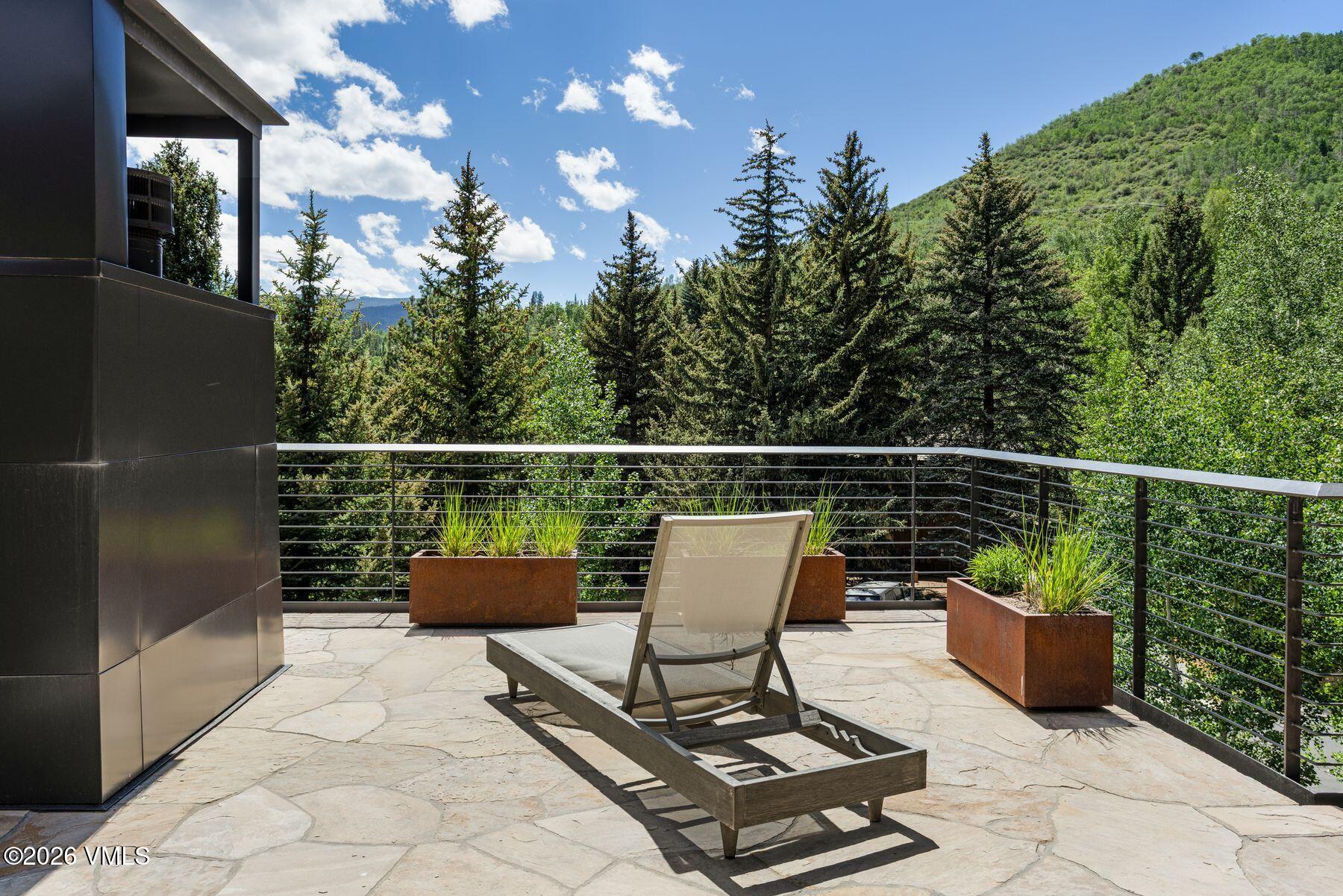 2440 Chamonix Lane Vail, CO 81657 - Photo 11 of 54 photo_online_010