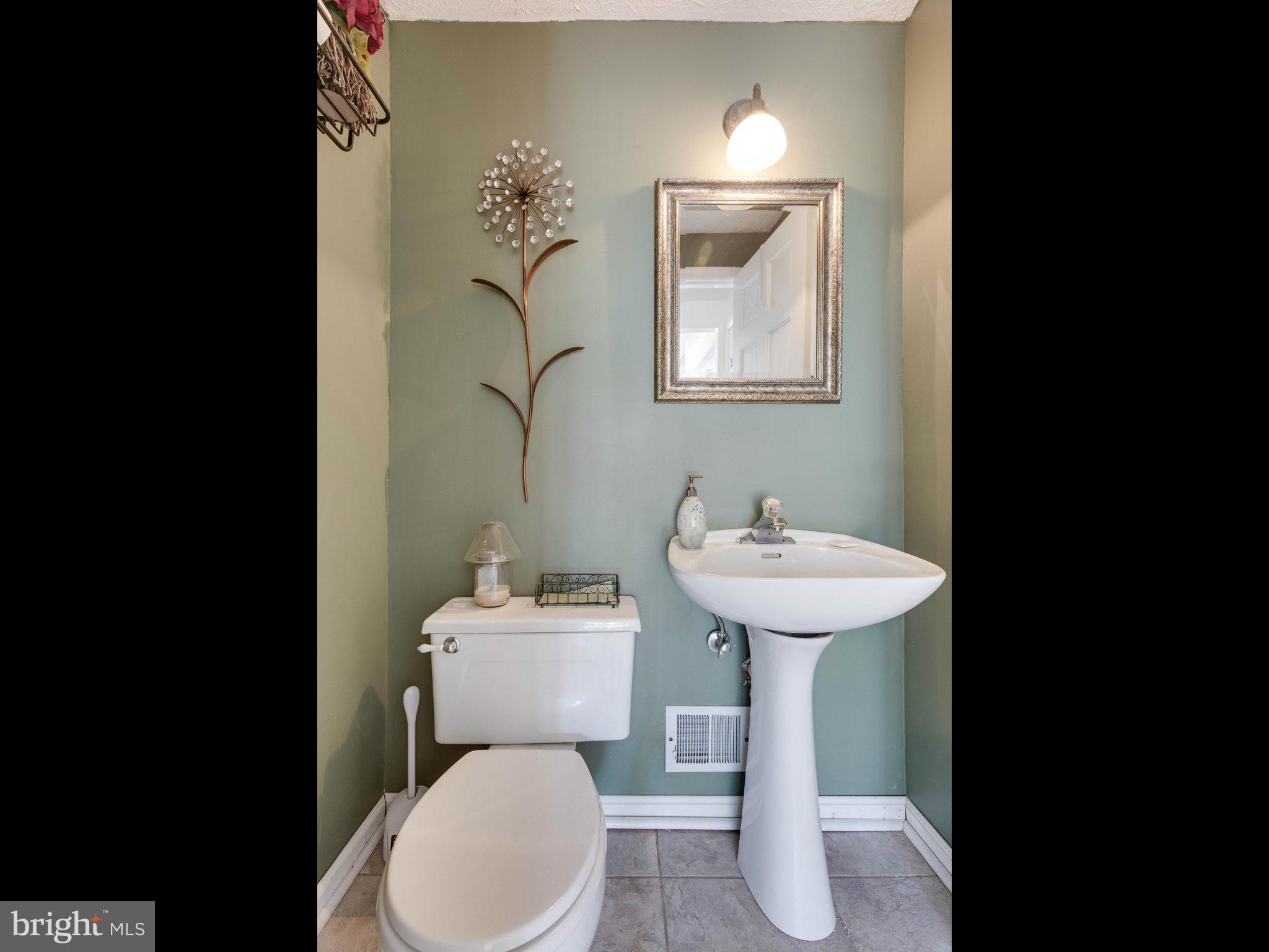 8081 Winding Way Court Springfield, VA 22153 - Photo 14 of 30 Main Level Powder Room