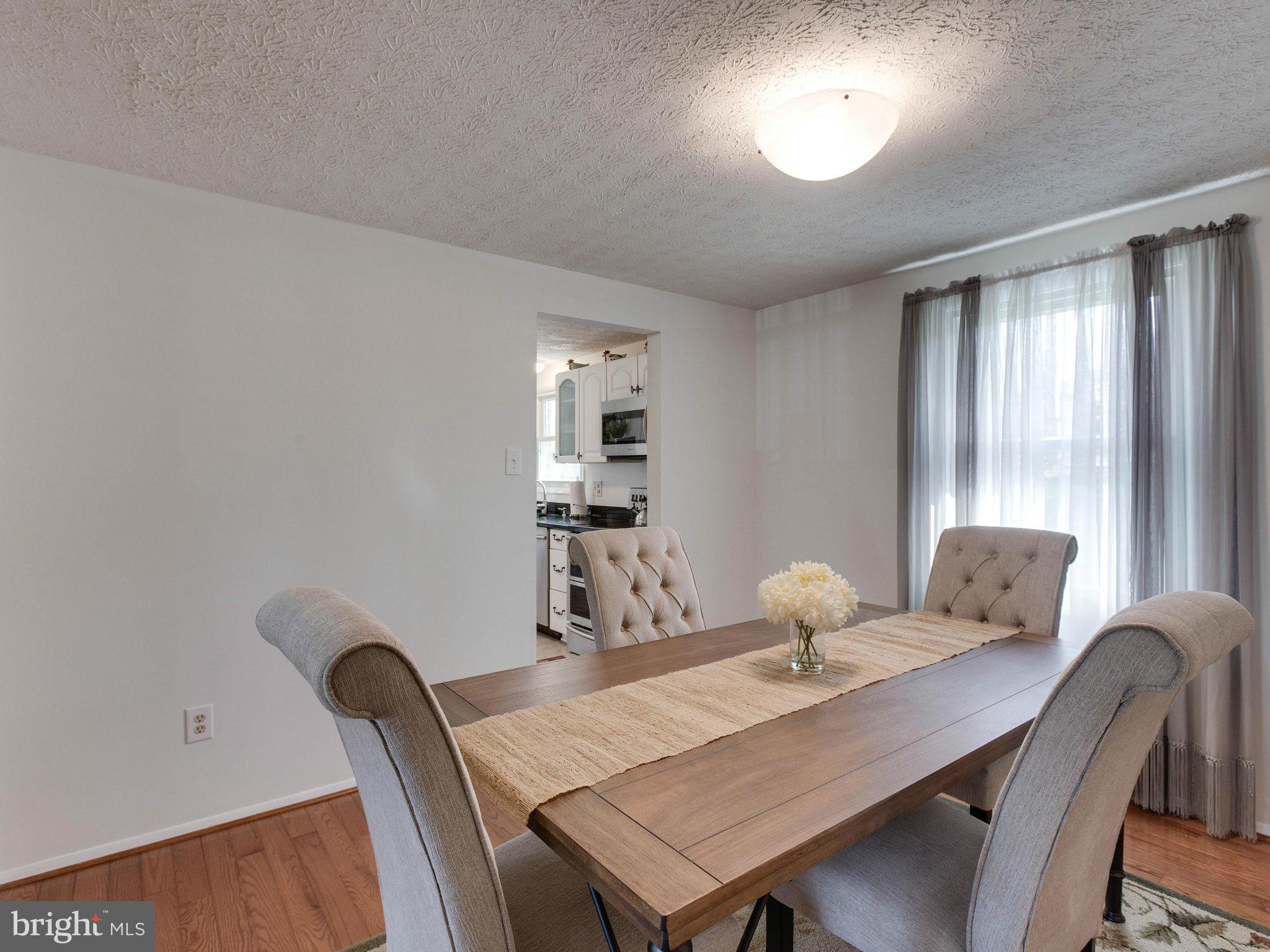 8081 Winding Way Court Springfield, VA 22153 - Photo 5 of 30 Dining Room