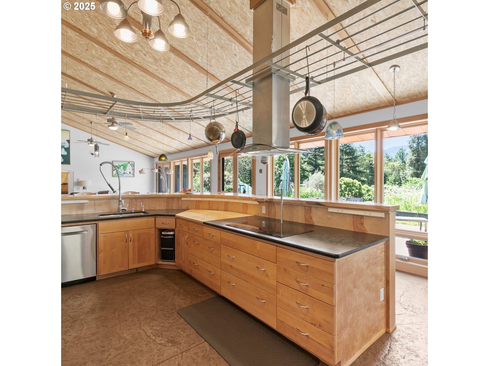 1104 Upper Cow Creek Road Azalea, OR 97410 - Photo 5 of 43