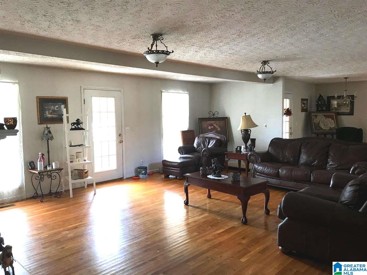 2137 Whites Gap Road Southeast Jacksonville, AL 36265 - Photo 14 of 34