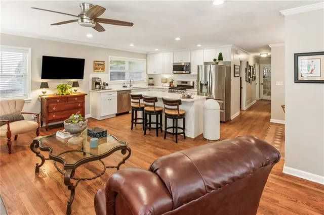 $575,000 | 735 Stewart Avenue Northwest, Marietta, GA 30064