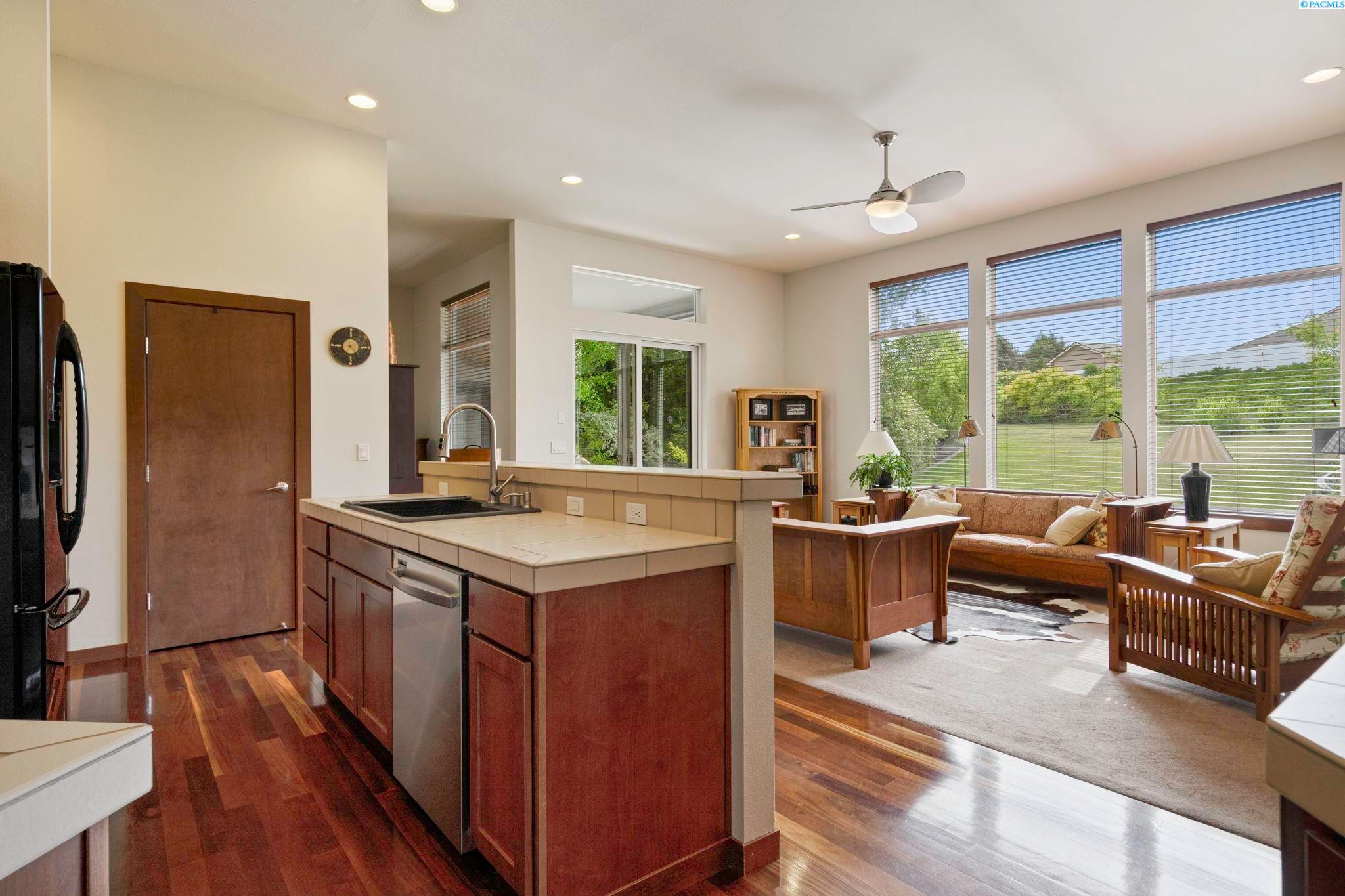 2754 Katie Road Kennewick, WA 99338 - Photo 11 of 43 Gallery Image 11