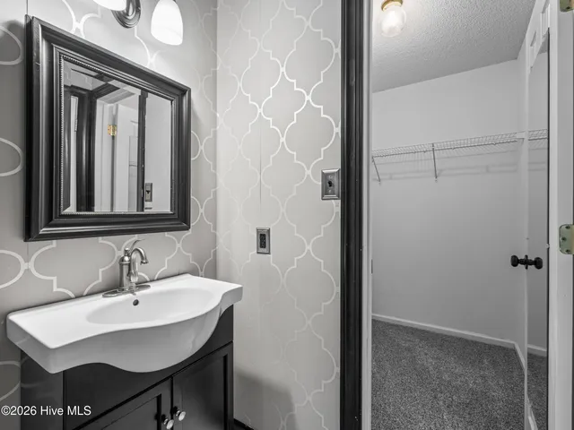 $259,900 | 106 Stoney Creek Drive, Jacksonville, NC 28540