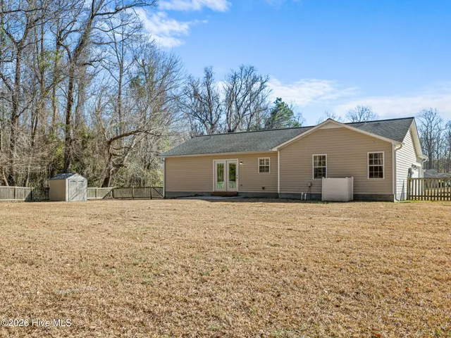 $259,900 | 106 Stoney Creek Drive, Jacksonville, NC 28540