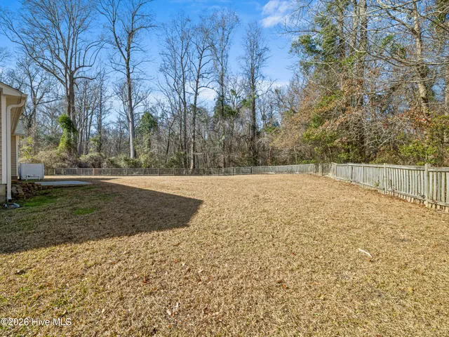 $259,900 | 106 Stoney Creek Drive, Jacksonville, NC 28540