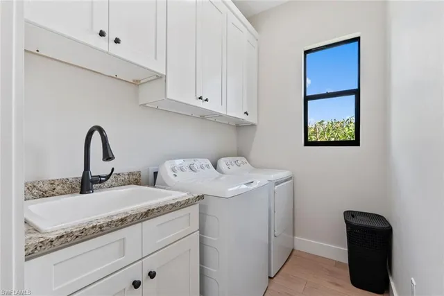 $899,000 | 3552 Hibiscus Avenue, Naples, FL 34104