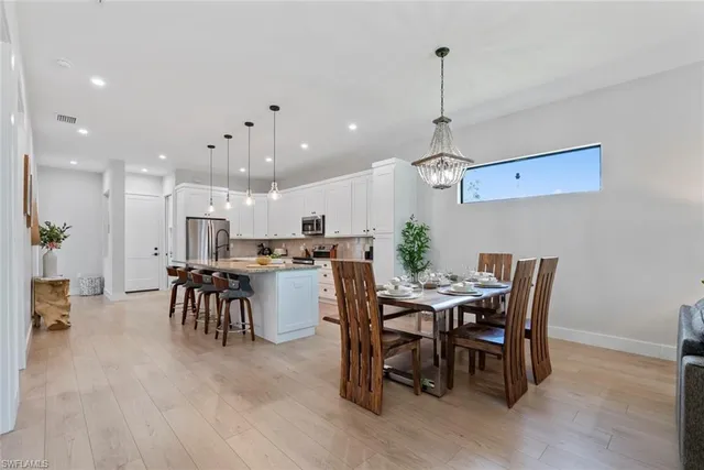 $899,000 | 3552 Hibiscus Avenue, Naples, FL 34104