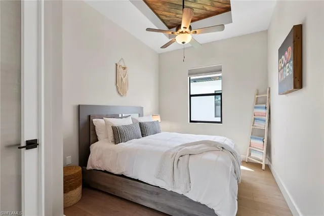 $899,000 | 3552 Hibiscus Avenue, Naples, FL 34104