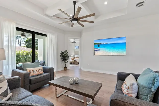 $899,000 | 3552 Hibiscus Avenue, Naples, FL 34104