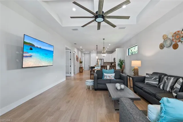 $899,000 | 3552 Hibiscus Avenue, Naples, FL 34104