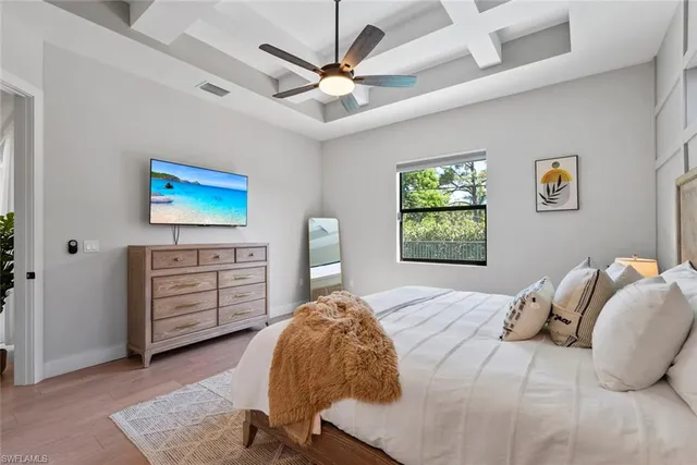 $899,000 | 3552 Hibiscus Avenue, Naples, FL 34104